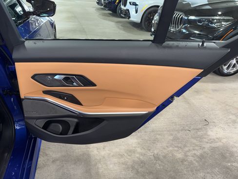 Used 2025 BMW M340i image 11