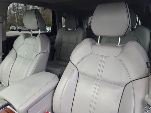 Used 2017 Acura MDX SH-AWD w/ Advance Package image 23