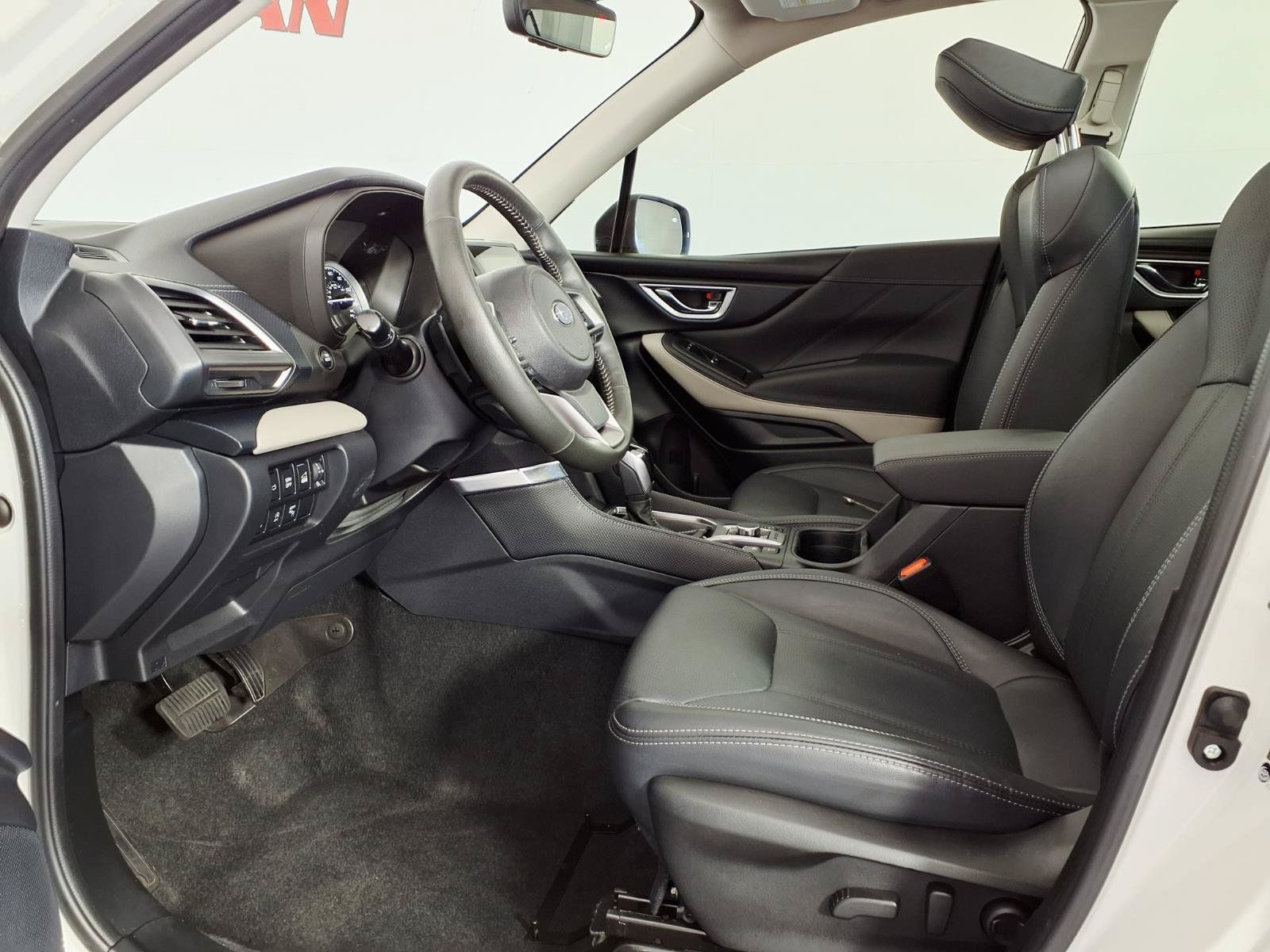 Used 2024 Subaru Forester Limited AWD/4WD image 13