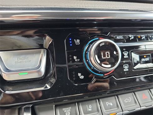 New 2025 GMC Sierra 2500 Denali w/ Denali Reserve Package image 24