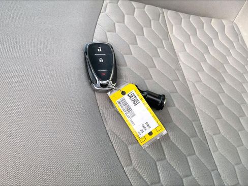 Used 2020 Chevrolet Equinox LS AWD/4WD image 15