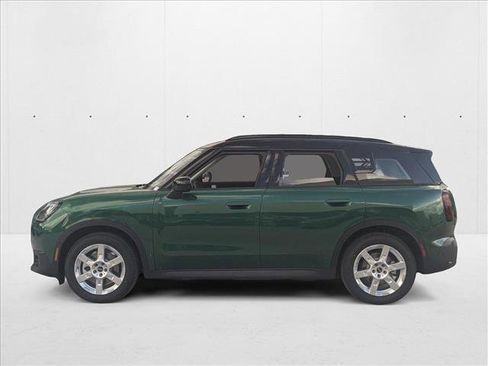 Used 2025 MINI Cooper Countryman SE image 5