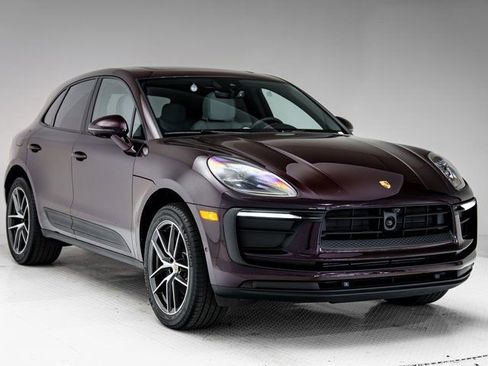 New 2026 Porsche Macan image 33