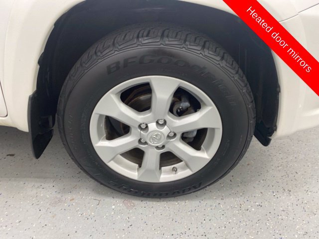 Used 2011 Toyota RAV4 Limited w/ Limited Extra Value Pkg AWD/4WD image 8