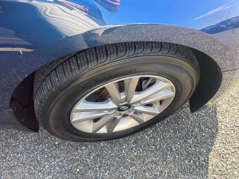 Used 2015 Hyundai Sonata SE w/ Option Group 09 image 11