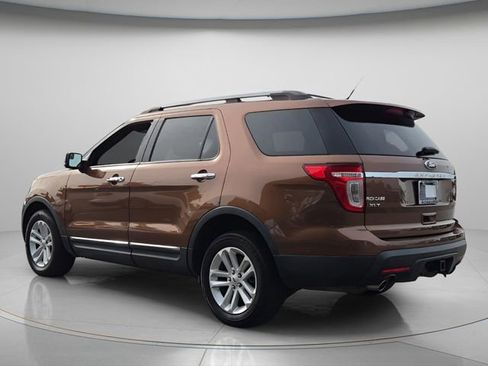 Used 2012 Ford Explorer XLT w/ Class III Trailer Tow Pkg AWD/4WD image 6
