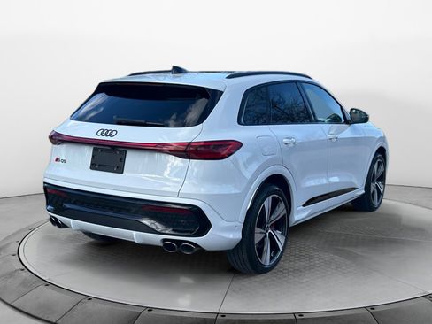 New 2025 Audi SQ5 Premium Plus image 7