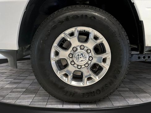 Used 2024 RAM 2500 Laramie image 34