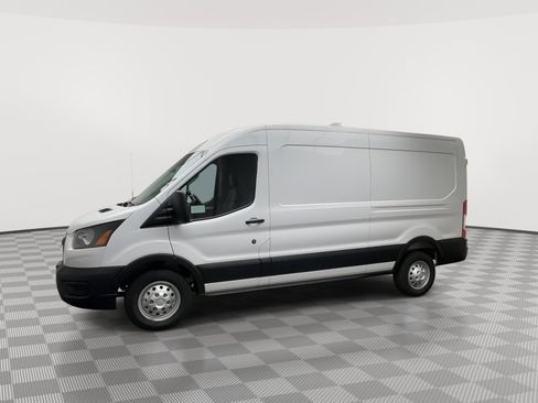 New 2026 Ford Transit 250 148 Medium Roof Extended AWD image 30