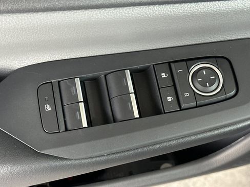 New 2026 Toyota Prius XLE FWD image 12