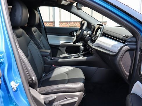 New 2025 Jeep Compass Limited image 42