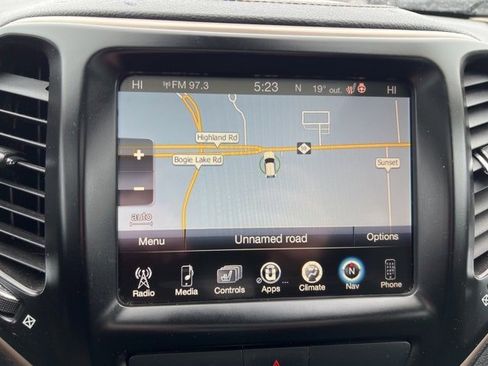 Certified 2017 Jeep Cherokee Limited image 25