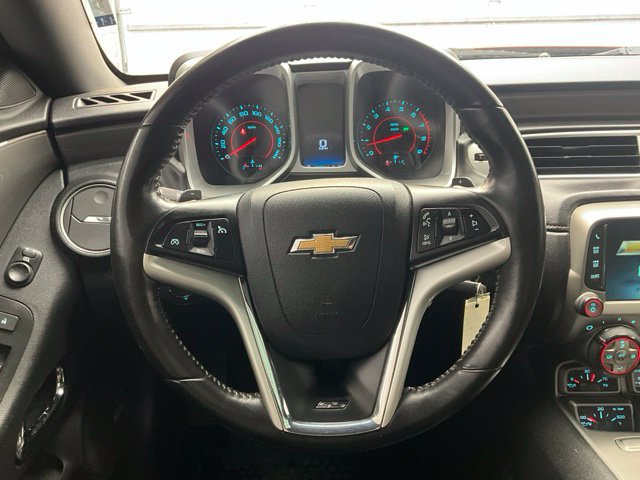 Used 2015 Chevrolet Camaro SS w/ RS Package RWD image 8