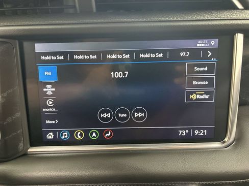 Used 2021 GMC Yukon XL Denali AWD/4WD image 14