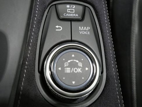 Used 2019 INFINITI QX50 Essential w/ Sensory Package image 22