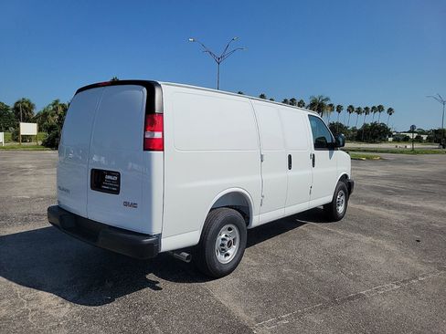 New 2025 GMC Savana 2500 Work Van w/ Driver Convenience Package image 10