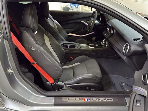 Used 2023 Chevrolet Camaro SS RWD image 27