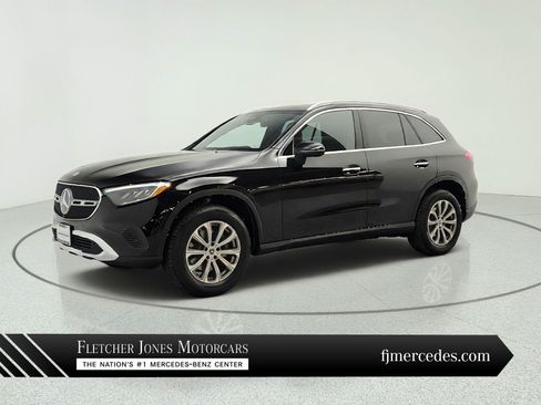 Certified 2026 Mercedes-Benz GLC 300 image 1