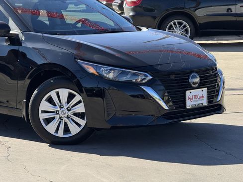 Used 2025 Nissan Sentra S image 2