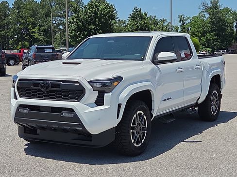 New 2026 Toyota Tacoma TRD Sport w/ TRD Sport Premium Package AWD/4WD image 2