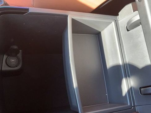 Used 2025 Kia Telluride EX X-Line AWD/4WD image 23