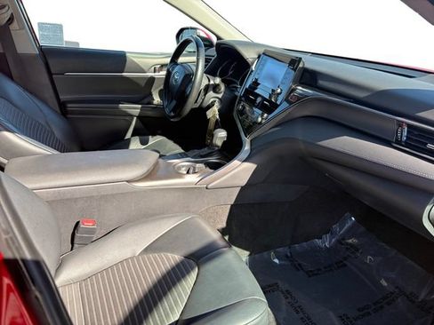 Certified 2022 Toyota Camry SE FWD image 20