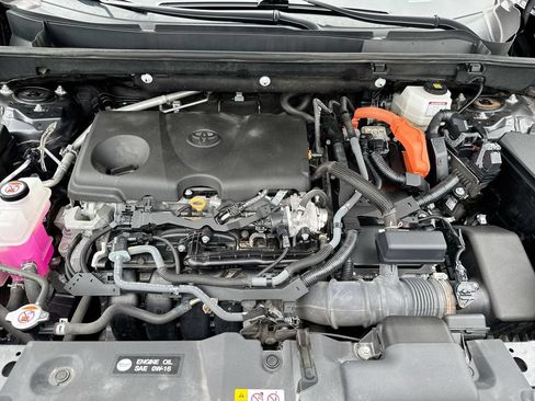 Used 2023 Toyota RAV4 LE AWD/4WD image 24