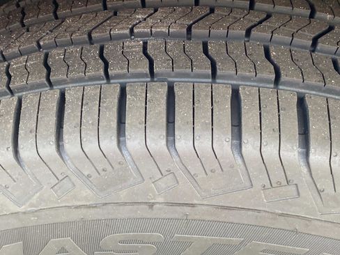 Certified 2024 Jeep Wagoneer L 2WD image 16