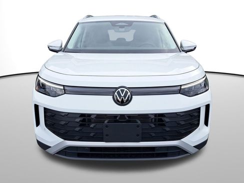 New 2025 Volkswagen Tiguan S image 2