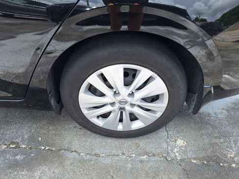 Used 2025 Nissan Sentra S FWD image 25