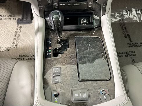 Used 2008 Lexus LS 460 image 19