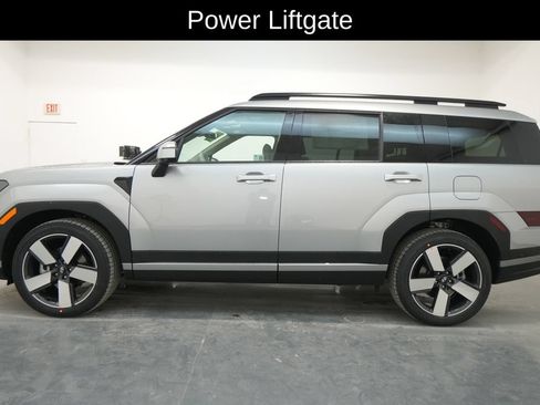 Used 2026 Hyundai Santa Fe Limited AWD/4WD image 4