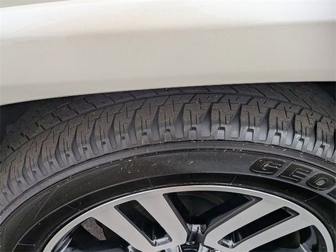 Used 2023 Toyota 4Runner Limited image 11