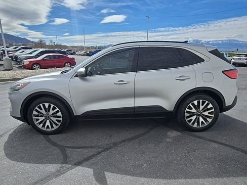 Used 2020 Ford Escape Titanium AWD/4WD image 7