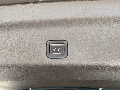 Used 2021 Chevrolet Tahoe High Country AWD/4WD image 7