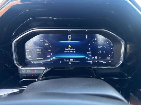 Used 2025 Chevrolet Silverado 1500 LT Trail Boss w/ Convenience Package II image 18