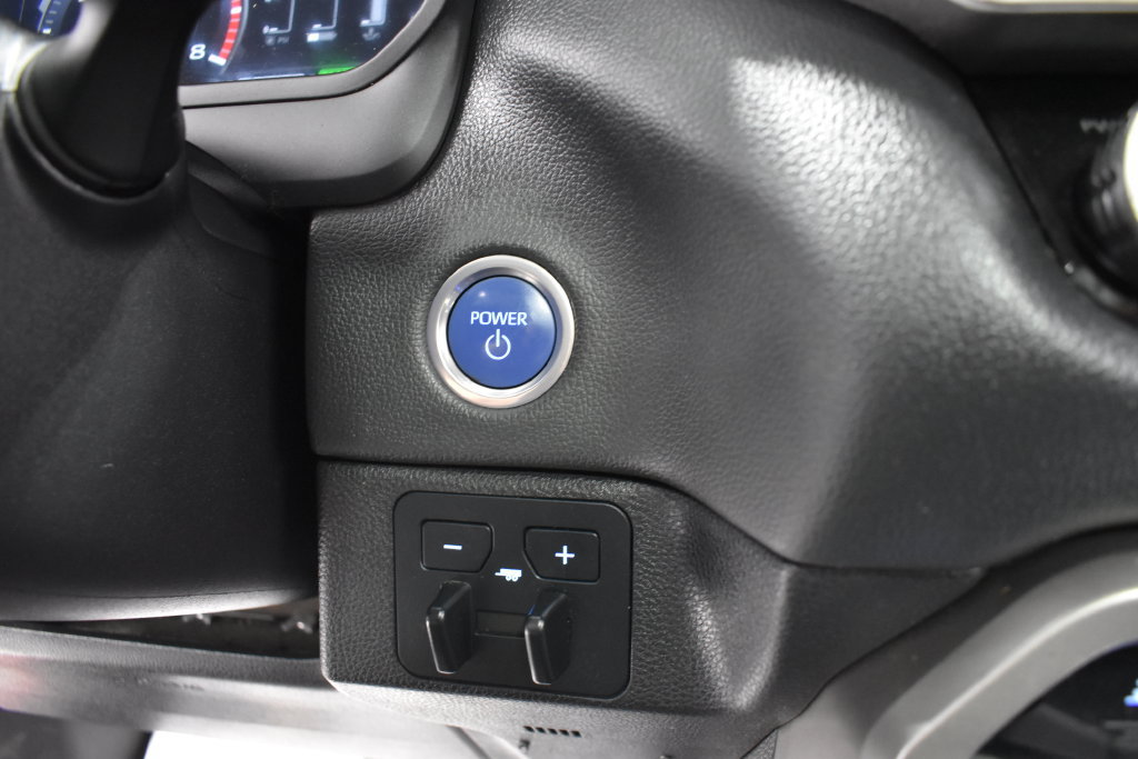 Used 2024 Toyota Tundra Limited AWD/4WD image 22
