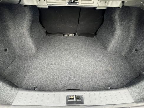 Used 2025 Nissan Versa SV image 31