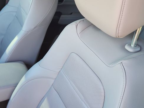 Used 2020 Honda CR-V EX-L image 17