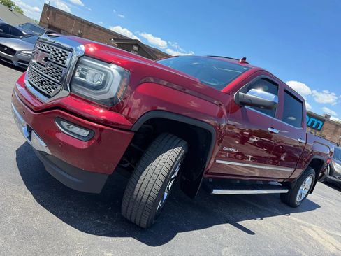 Used 2016 GMC Sierra 1500 Denali w/ Enhanced Driver Alert Package AWD/4WD image 52