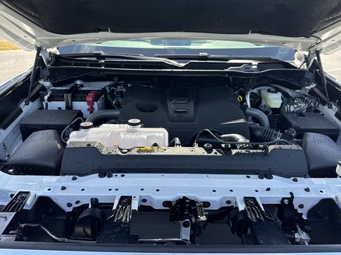 New 2026 Toyota Tundra Limited AWD/4WD image 36