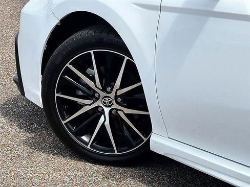 Used 2024 Toyota Camry SE FWD image 43