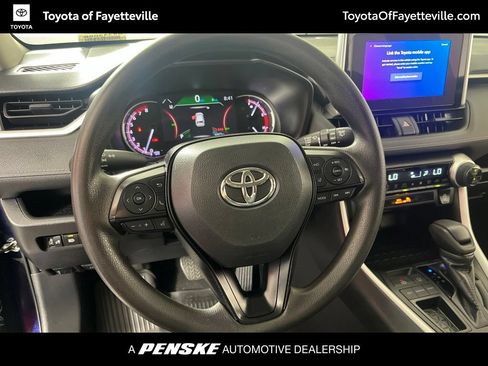 Used 2024 Toyota RAV4 XLE FWD image 24