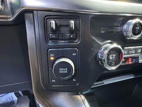 Used 2021 Ford F150 Lariat w/ Equipment Group 502A High image 26