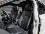 Certified 2025 Porsche Macan image 5