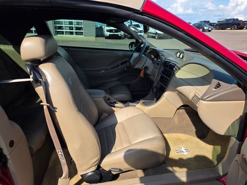 Used 2000 Ford Mustang GT RWD image 10