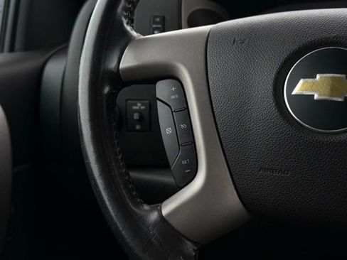 Used 2014 Chevrolet Silverado 2500 LT w/ Custom Sport Truck Package image 9