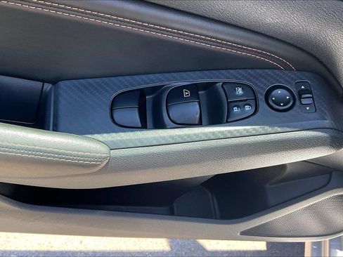 Used 2020 Nissan Altima 2.5 SR w/ Premium Package FWD image 12