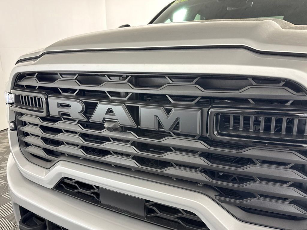 Certified 2026 RAM 2500 Big Horn AWD/4WD image 40
