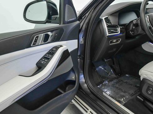Certified 2023 BMW X5 xDrive45e image 23